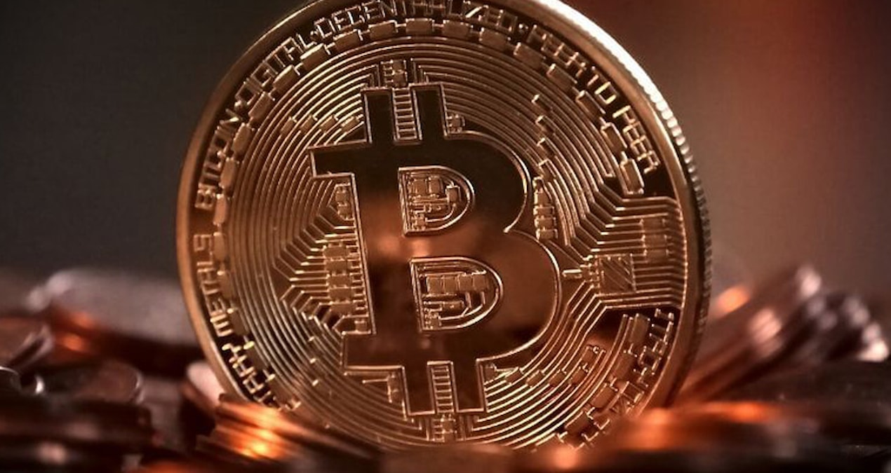 Bitcoin kritik eşiğin üzerinde