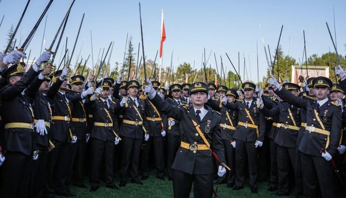 Teğmenlerle ilgili MSB’den yeni açıklama! “10 gün” detayı dikkat çekti