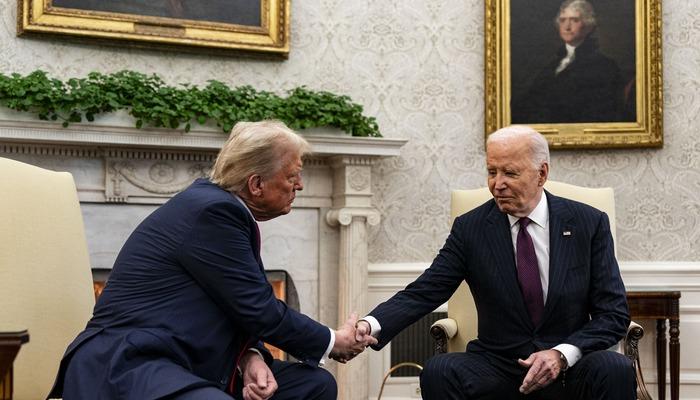 Trump, 4 yıl sonra yeniden Beyaz Saray’da! Biden ile görüştü, o mesaj verildi