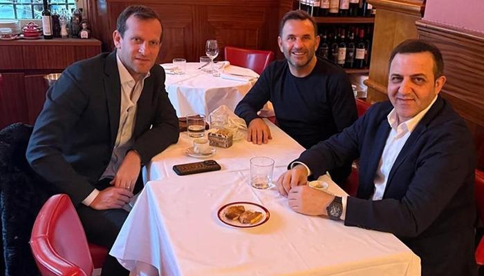 Galatasaray taraftarını heyecanlandıran fotoğraf! Masada Osimhen konuşuldu