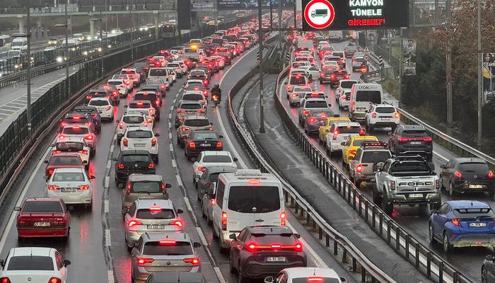 İstanbul’da trafik yoğunluğu! Yüzde 90’a ulaştı