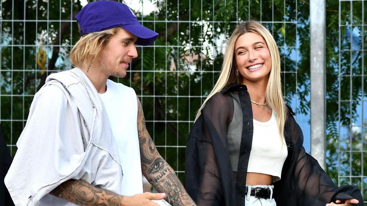 Justin ve Hailey Baldwin Bieber çiftinden ilk aile fotoğrafı: Bebekleriyle poz verdiler