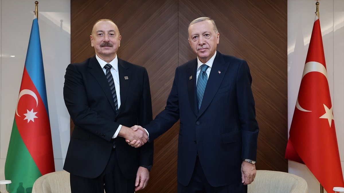 Cumhurbaşkanı Erdoğan, Azerbaycan Cumhurbaşkanı Aliyev ile görüştü