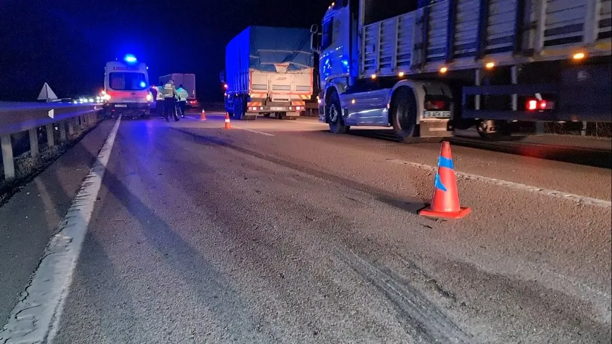 Ambulansın umut yolculuğu faciaya dönüştü: 1 ölü, 5 yaralı!