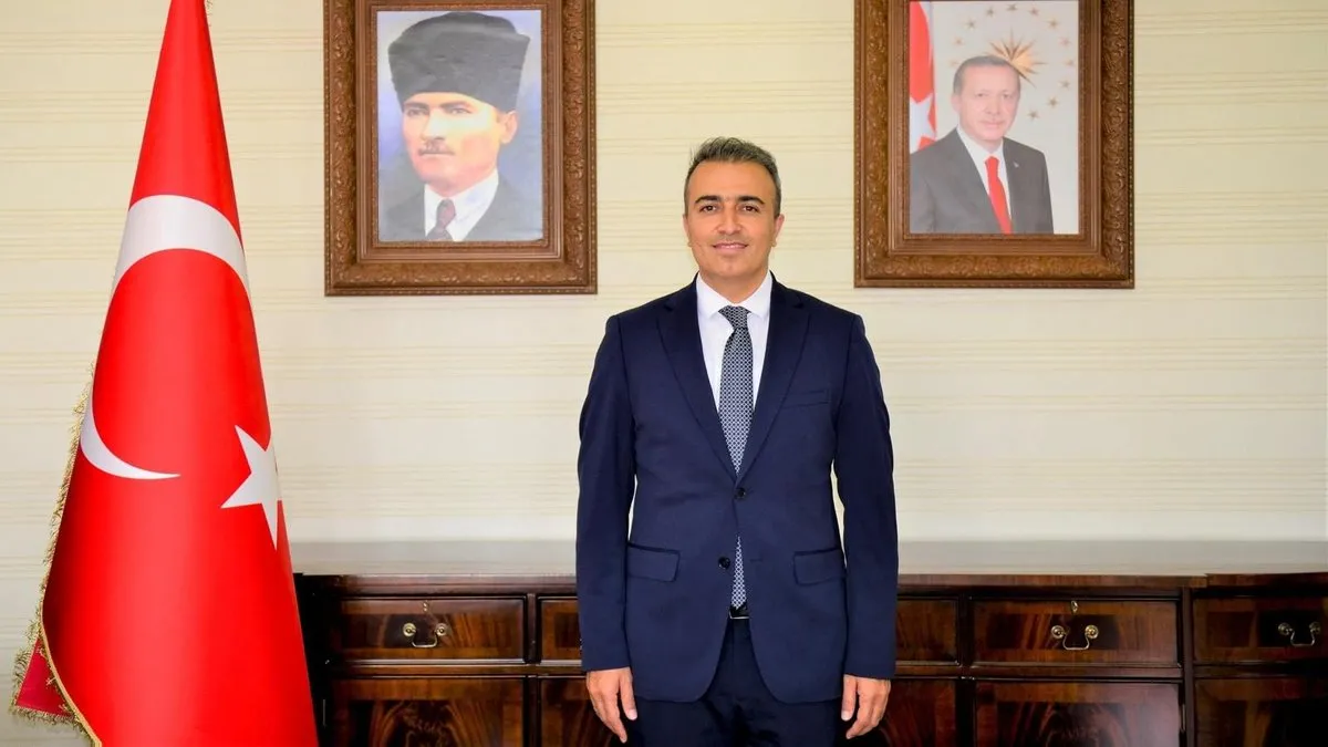 Ardahan Valisi Hayrettin Çiçek’ten 10 Kasım Atatürk’ü anma mesajı