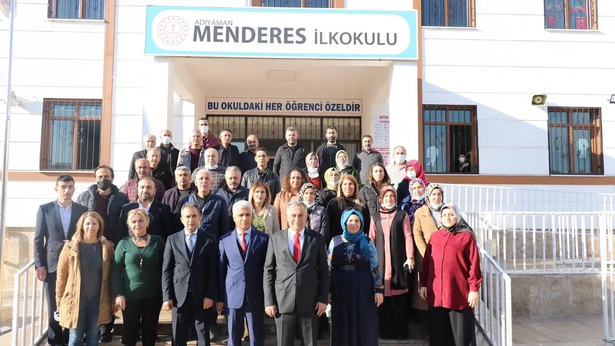 Asrın felaketi meslek aşkını yıkamadı: Enkazdan çıkıp öğrencilerine koştular