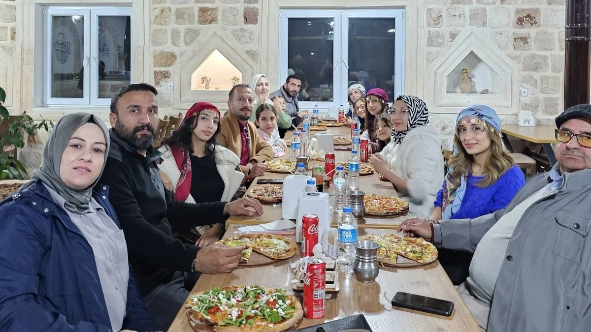 Avrupa’dan dönüş yapan Süryaniler, pizzayı da köylerine getirdiler