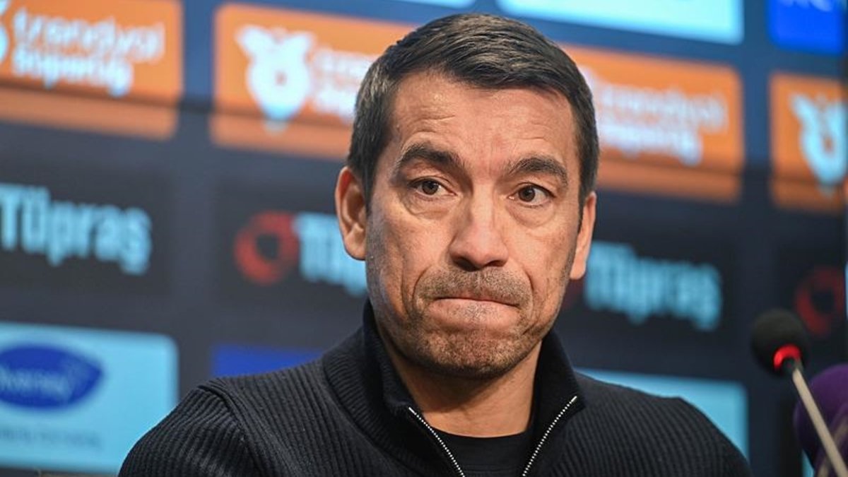 Beşiktaş’ta Giovanni van Bronckhorst: Birkaç gündür zor günler geçiriyoruz! – Son dakika Beşiktaş haberleri