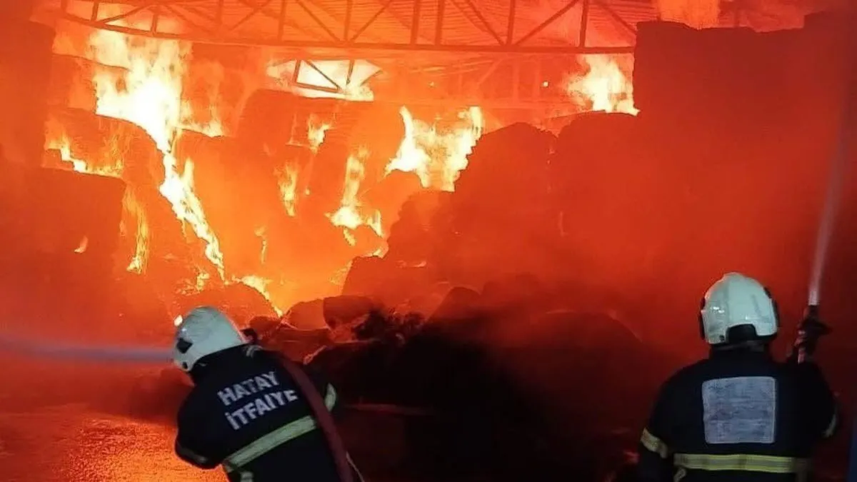 Çırçır fabrikasında çıkan yangın korkuttu