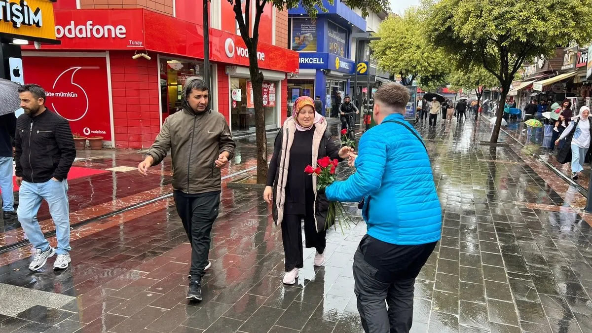 Düzce’de taraftar gruplarından anlamlı hareket