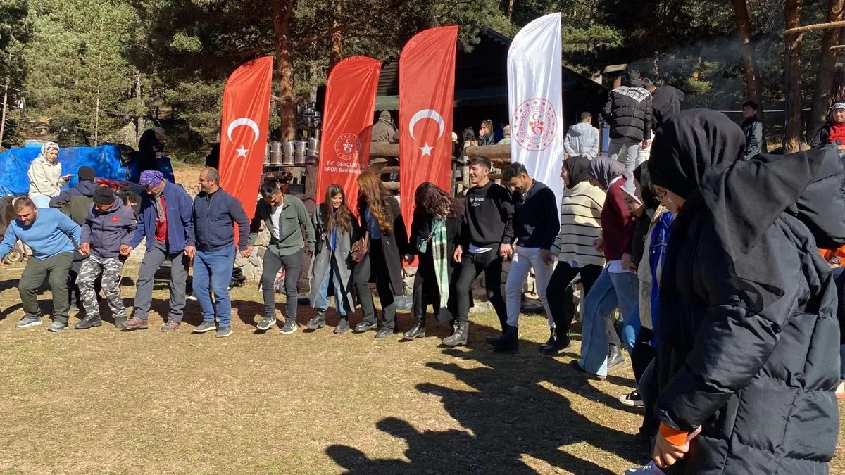 Gümüşhane Gençlik Spor İl Müdürlüğü’nden çevre duyarlılığı etkinliği