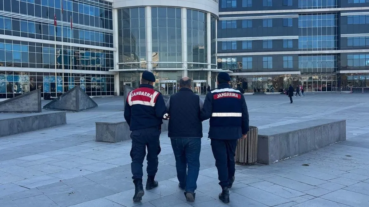 Kayseri’de firari FETÖ’cü öğretmen yakalandı