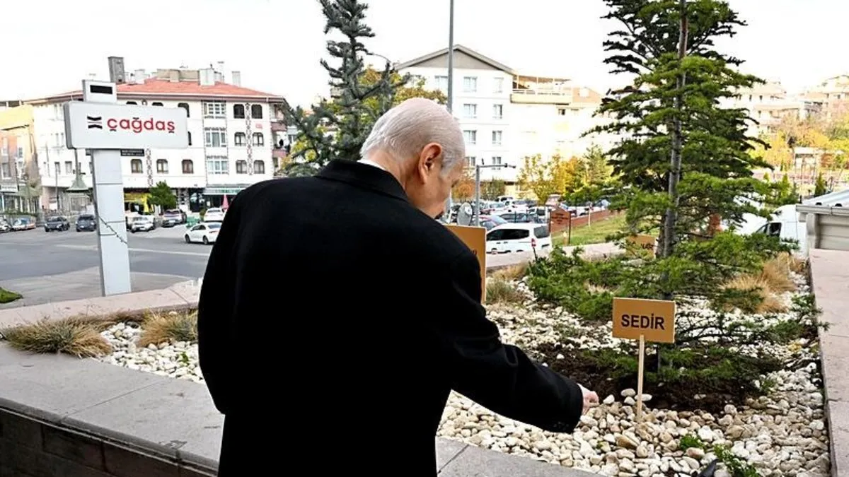 MHP Genel Merkezi önüne ‘Biz kardeşiz’ ağaçları dikildi