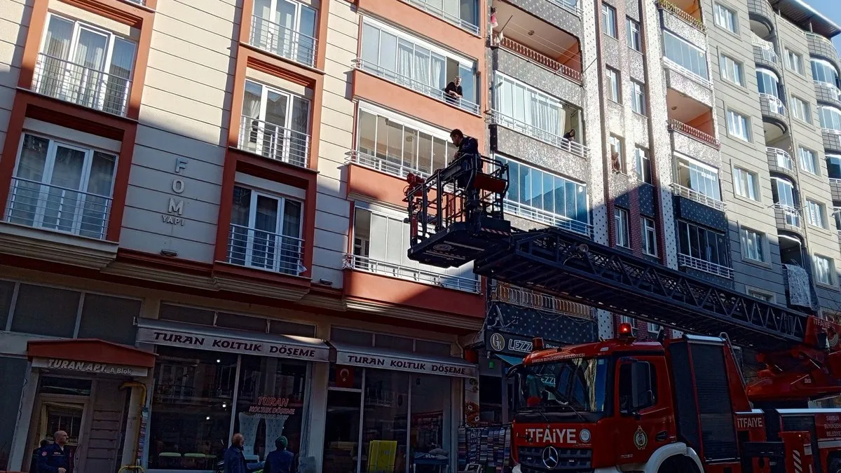 Samsun’da hareketli anlar: Yaşlı kadın polisi alarma geçirdi!