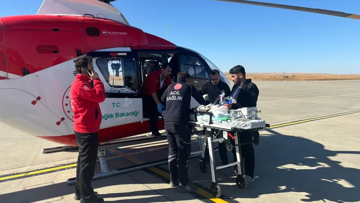 Şanlıurfa’da ambulans helikopter Başkurt bebek için havalandı