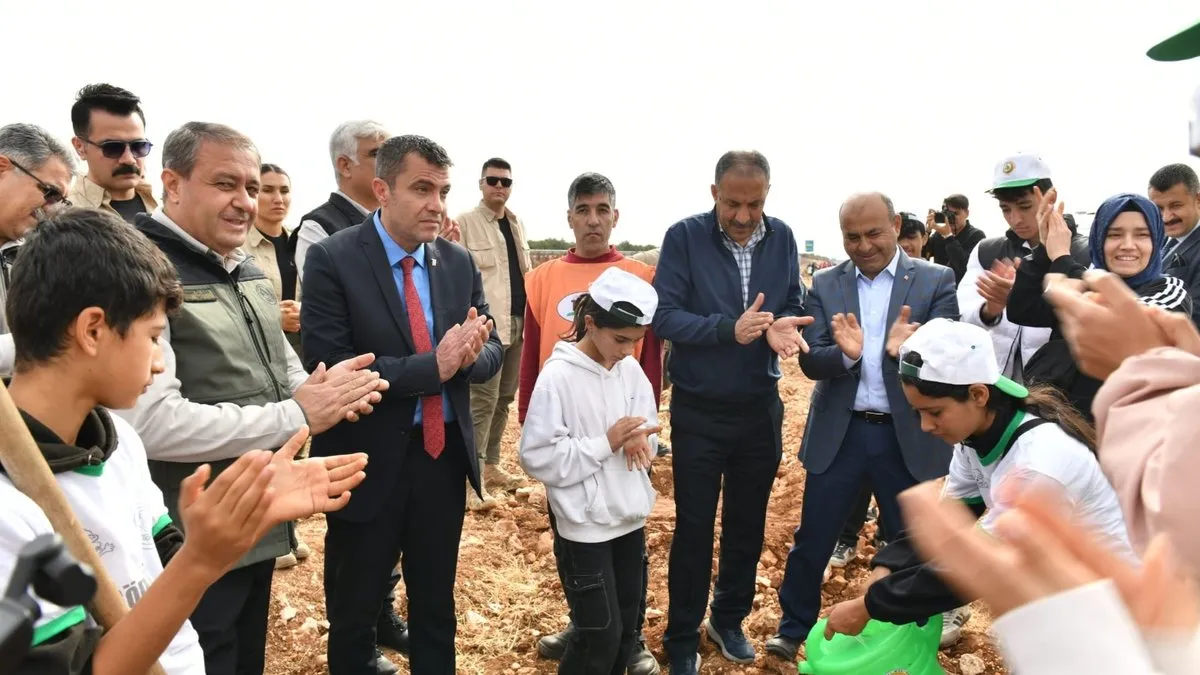 Şanlıurfa’da milli ağaçlandırma günü etkinliğine yoğun ilgi