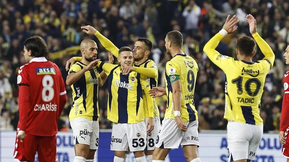 Son dakika: Fenerbahçe’ye yıldız yağmuru! İşte hedefteki 3 isim