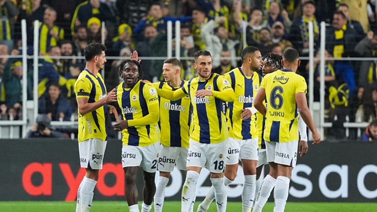 TRANSFER HABERİ | Fenerbahçe'de planlara dahil edilmeyen oyuncuya Brezilya ekibi talip!