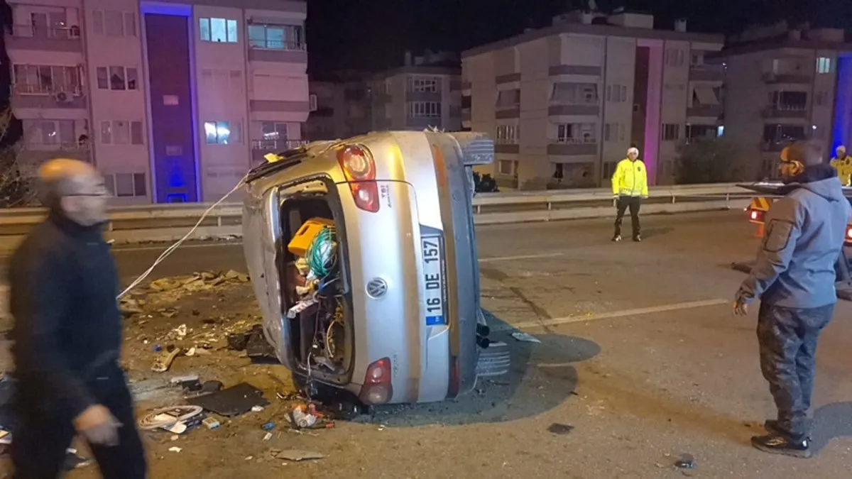 17 yaşındaki sürücü dehşet saçtı: 1 ölü 3, yaralı #bursa