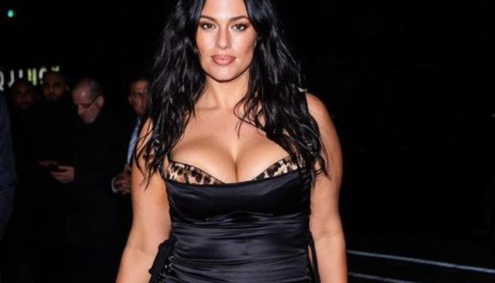 Dünyanın en seksi kadını seçilmişti! Ashley Graham davet tarzıyla göz doldurdu! Geceden karelerine beğeni yağdı