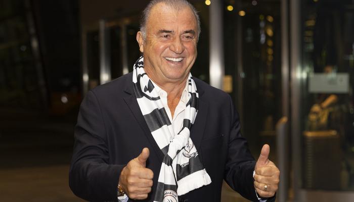 Al-Shabab ile anlaşan Fatih Terim, yeni takımının kamp yaptığı Doha’ya geldi