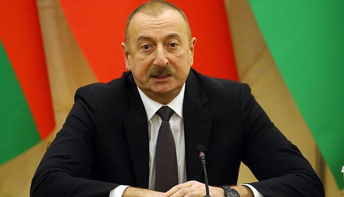 Aliyev resmen duyurdu: ‘Azerbaycan uçağına Rus hava sahasındayken yerden ateş açıldı’