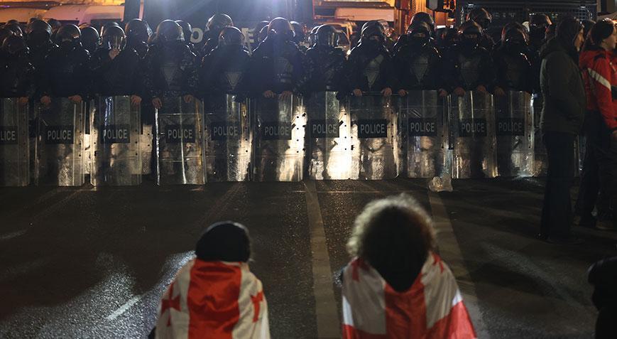 Gürcistan’da protestolar şiddetleniyor! 3. günde de devam etti