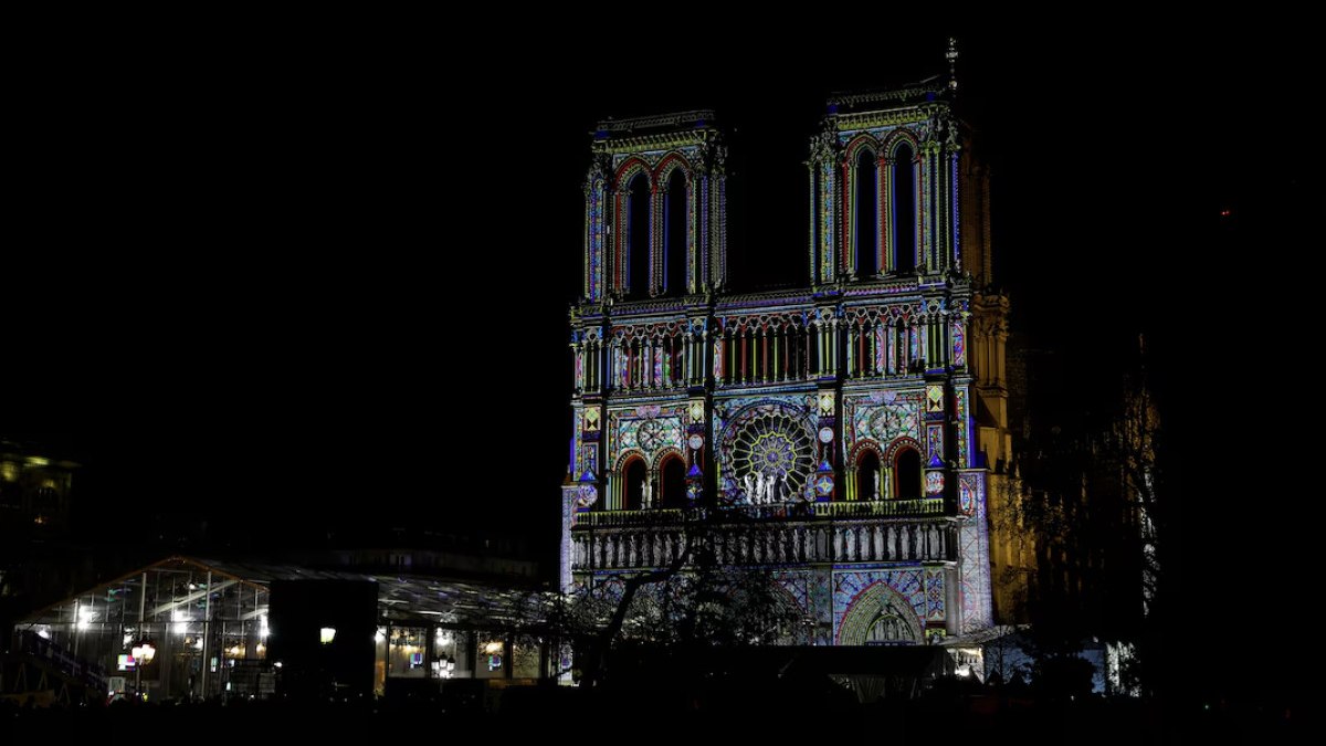 Fransızlar, Notre Dame Katedrali’ne girişlerin “ücretsiz” kalmasını istiyor