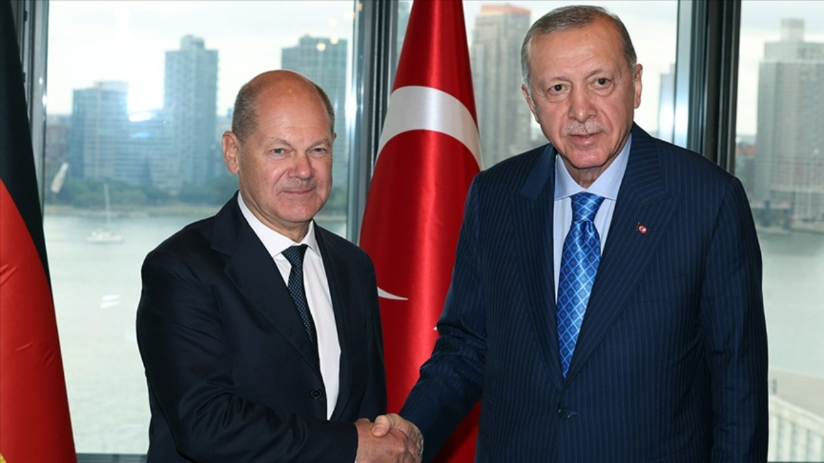 Cumhurbaşkanı Erdoğan, Olaf Scholz ile görüştü