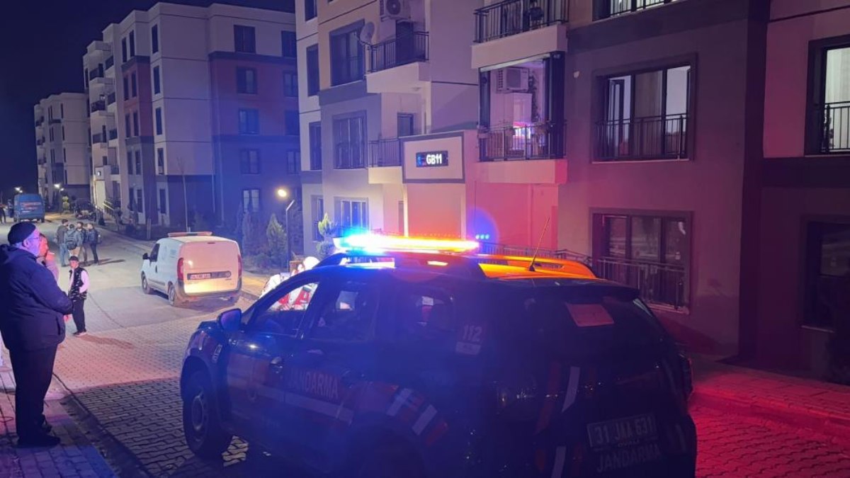 Hatay’da anne ve 3 çocuğu evde ölü bulundu