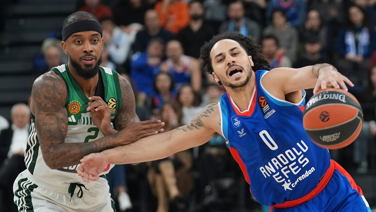 Anadolu Efes, Panathinaikos’u farklı yendi