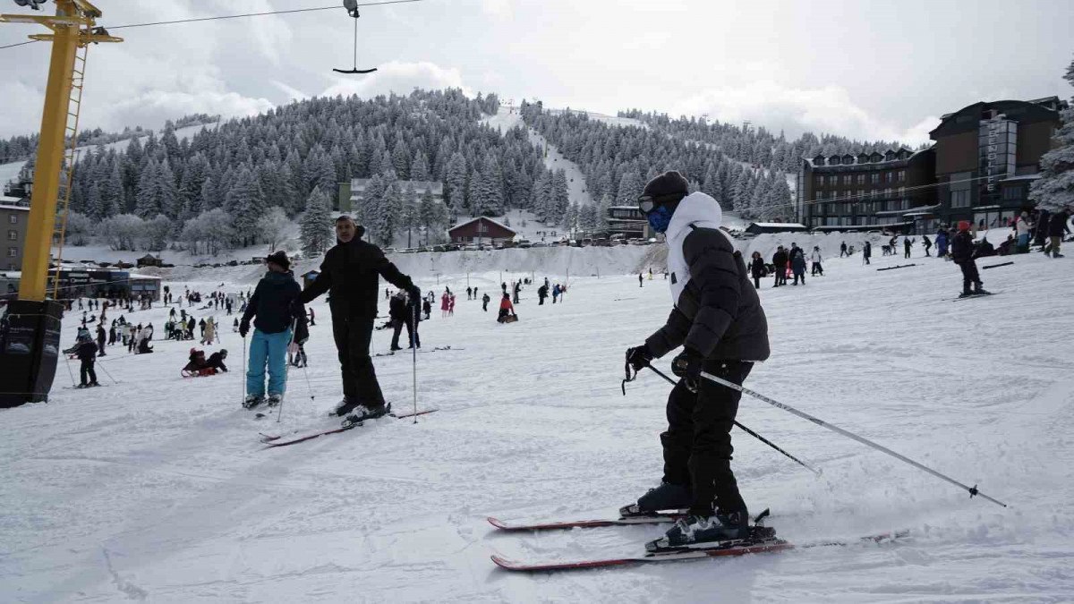 Bursa Uludağ’da kayak öğrenmenin maliyeti belli oldu