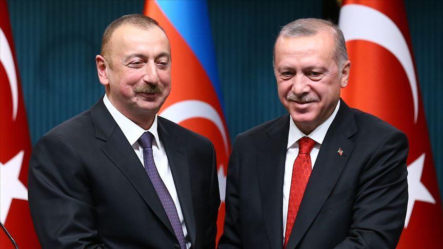 Aliyev’den Cumhurbaşkanı Erdoğan’a D-8 teşekkürü