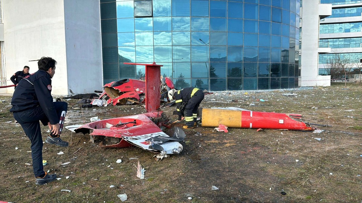 Muğla’da ambulans helikopterin hastaneye çarpma anı