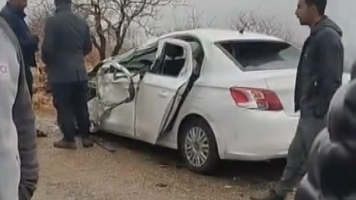 Gaziantep’te otomobil ile halk otobüsü çarpıştı: 5 yaralı