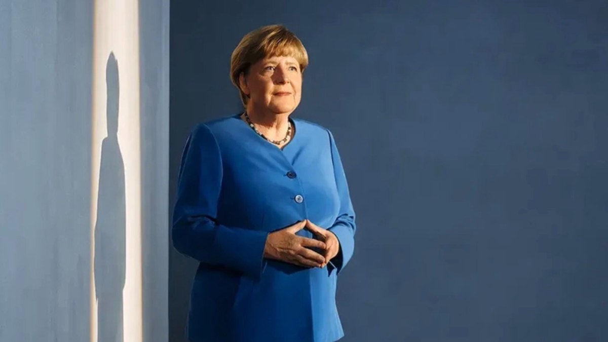 Almanya’nın eski Başbakanı Angela Merkel tek kitapla milyoner oldu