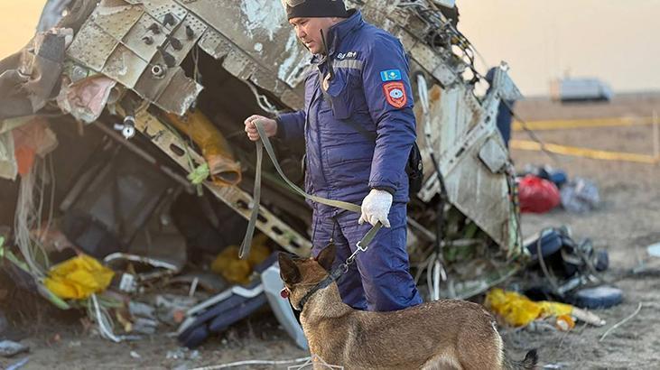 Son dakika… Azerbaycan Havayolları’ndan düşen uçakla ilgili açıklama: Fiziksel ve teknik dış müdahale var