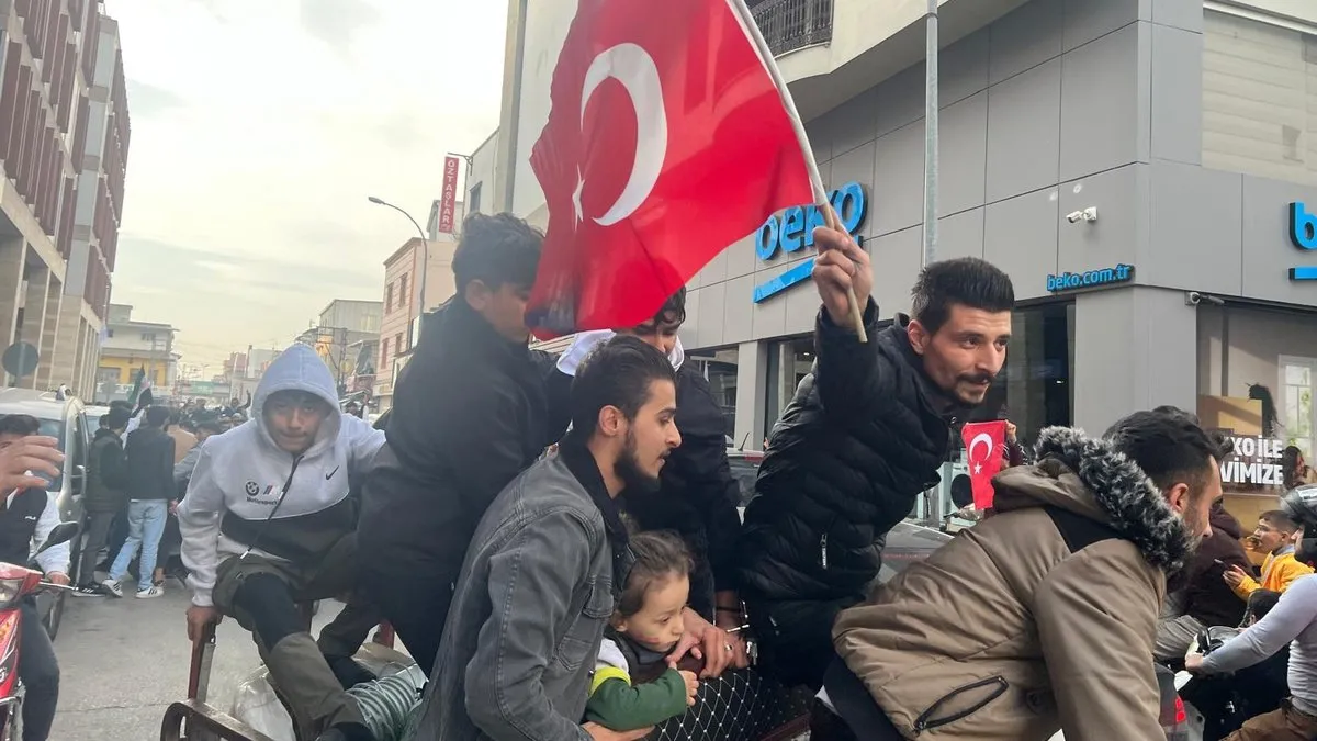 Adana ve Hatay’da kutlamalar, “Türkiye’yi özleyeceğiz”