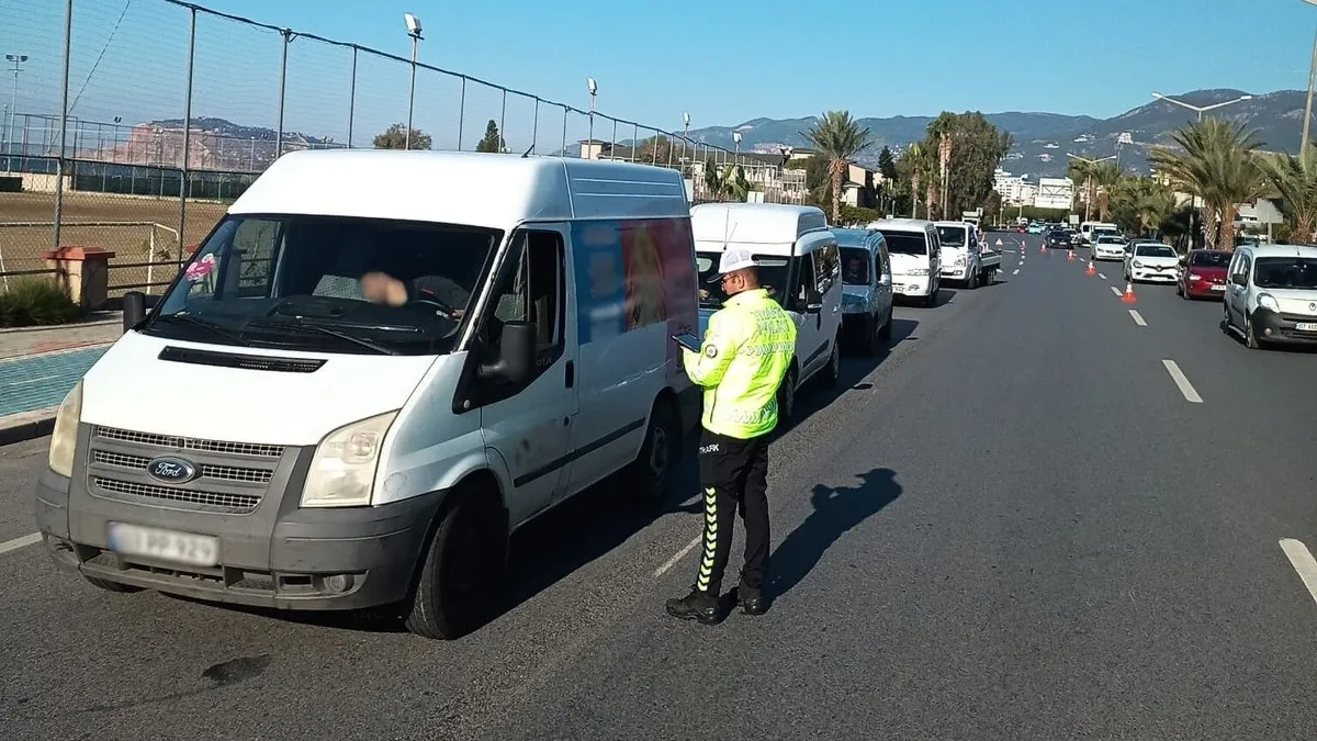 Antalya’da trafikte kural dışılığa geçit yok