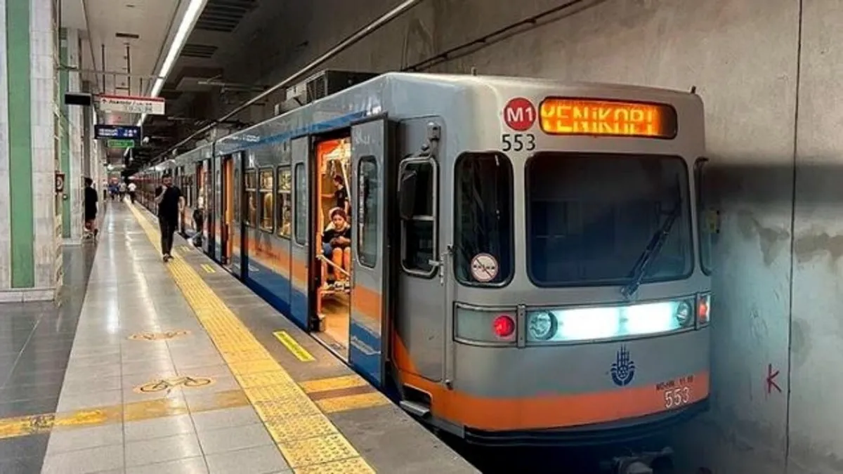 Atatürk Havalimanı/Kirazlı Metro Hattı’nda teknik arıza nedeniyle seferler aksadı