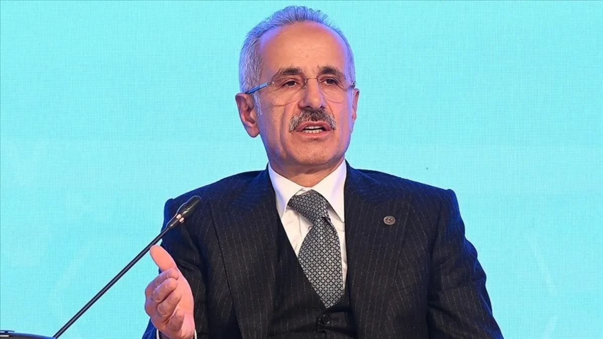 Bakan Uraloğlu: YHT ve ana hat trenlerinde 7,4 milyon engelli yolcu taşındı