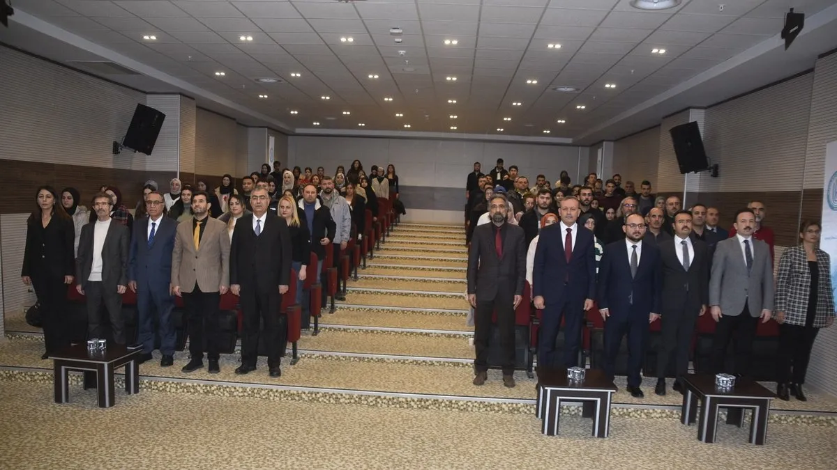 BEÜ’de “Malazgirt’i Yeniden Keşfetmek” konulu konferans düzenlendi