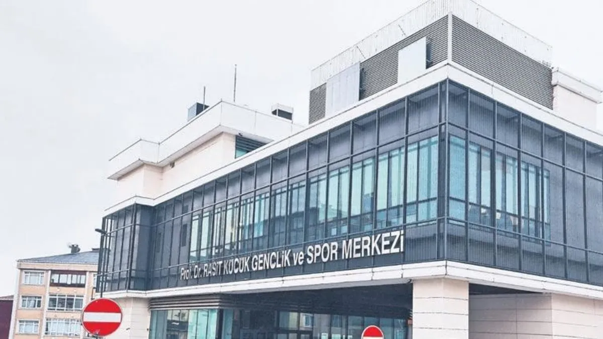 CHP’li Üsküdar Belediyesi’nden skandal havuz kararı