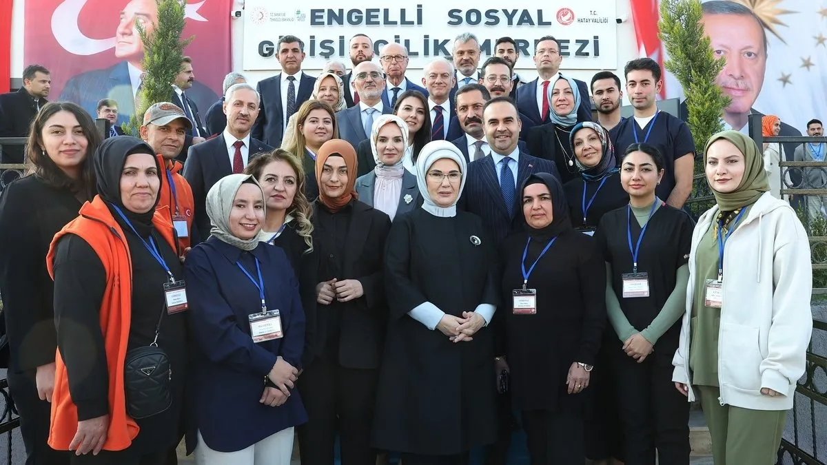 Emine Erdoğan: 3 aralık engelleri aşma mücadelesine adanan bir gün