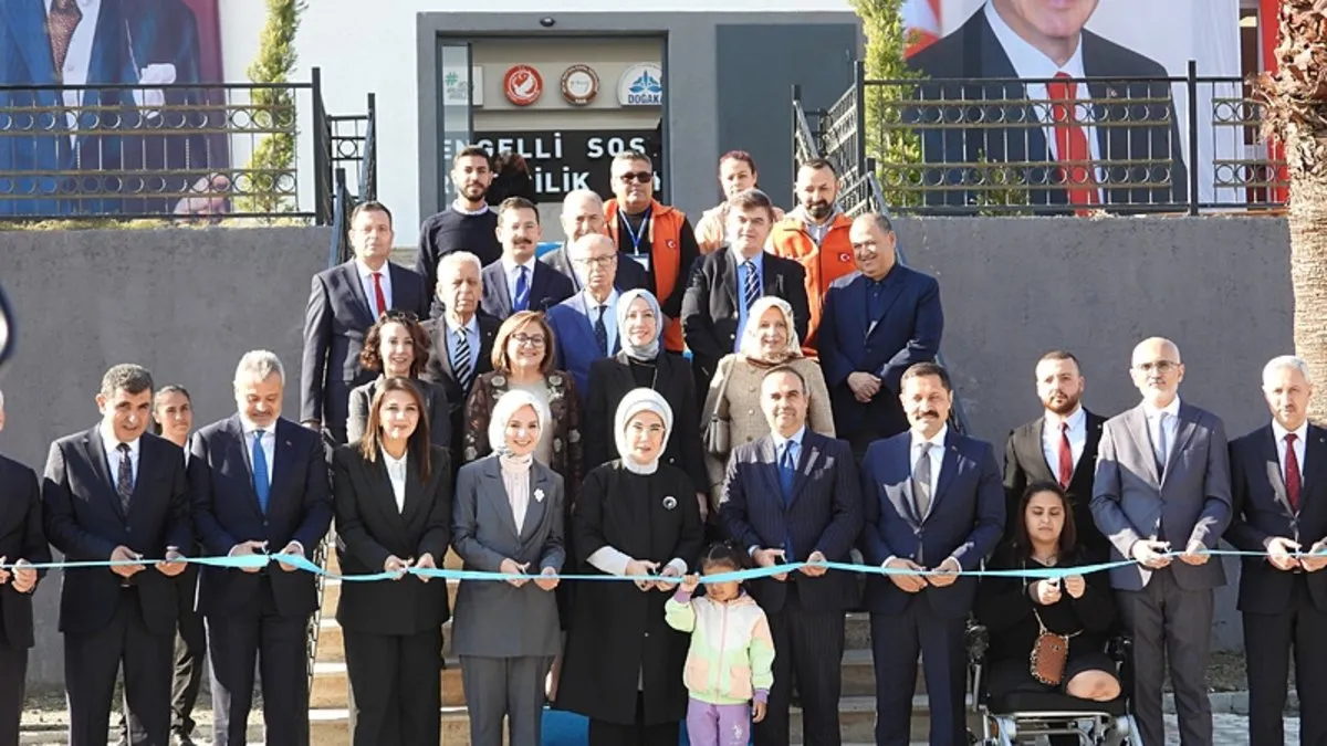 Emine Erdoğan, Hatay’da Engelli Sosyal Girişimcilik Merkezi’nin açılışını yaptı