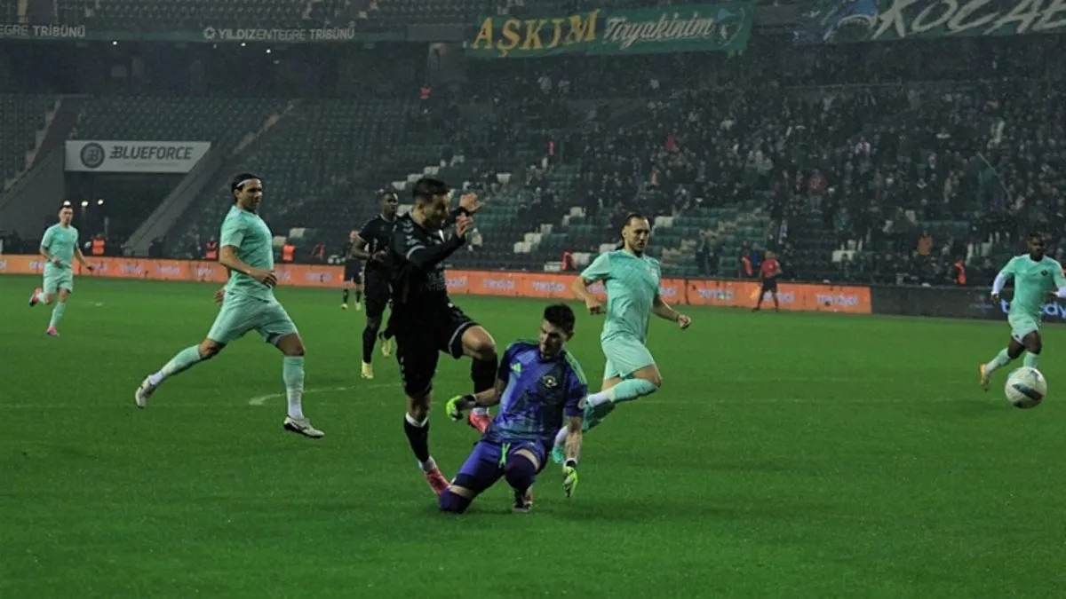 Esenler Erokspor, Kocaelispor’u deplasmanda 2 golle geçti!