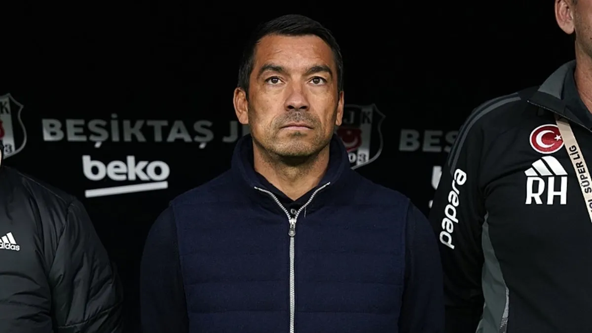 Giovanni van Bronckhorst’tan Beşiktaş’a veda mesajı!