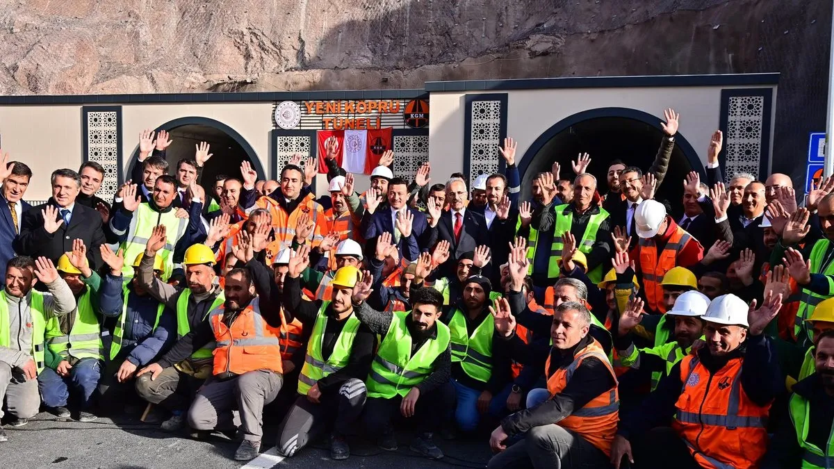 Hakkari-Yüksekova arası 25 dakika kısalıyor