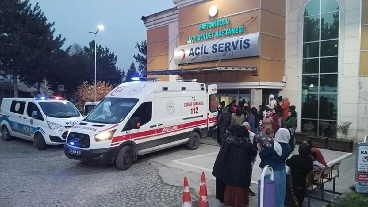 Husumetli olduğu eski muhtarı 4 yerinden bıçaklayıp, ağır yaraladı