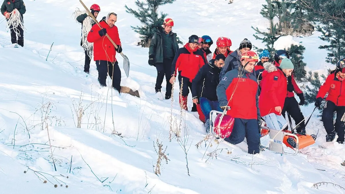 İkiz kardeşleri çığ faciası ayırdı